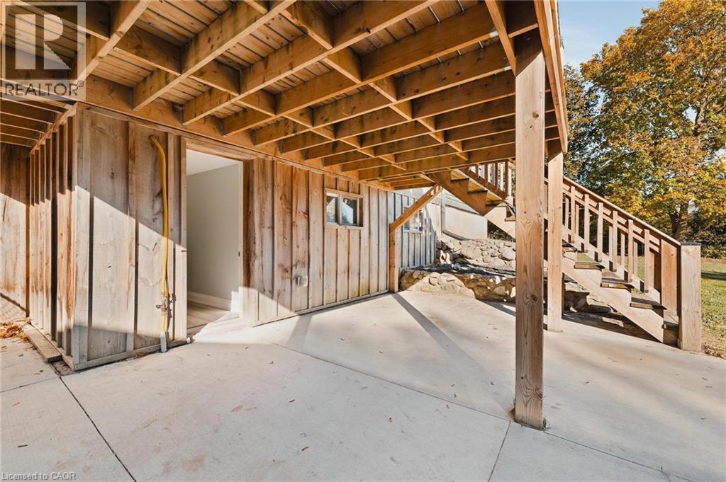 8 Talbot Street, Scotland, ON - Indoor