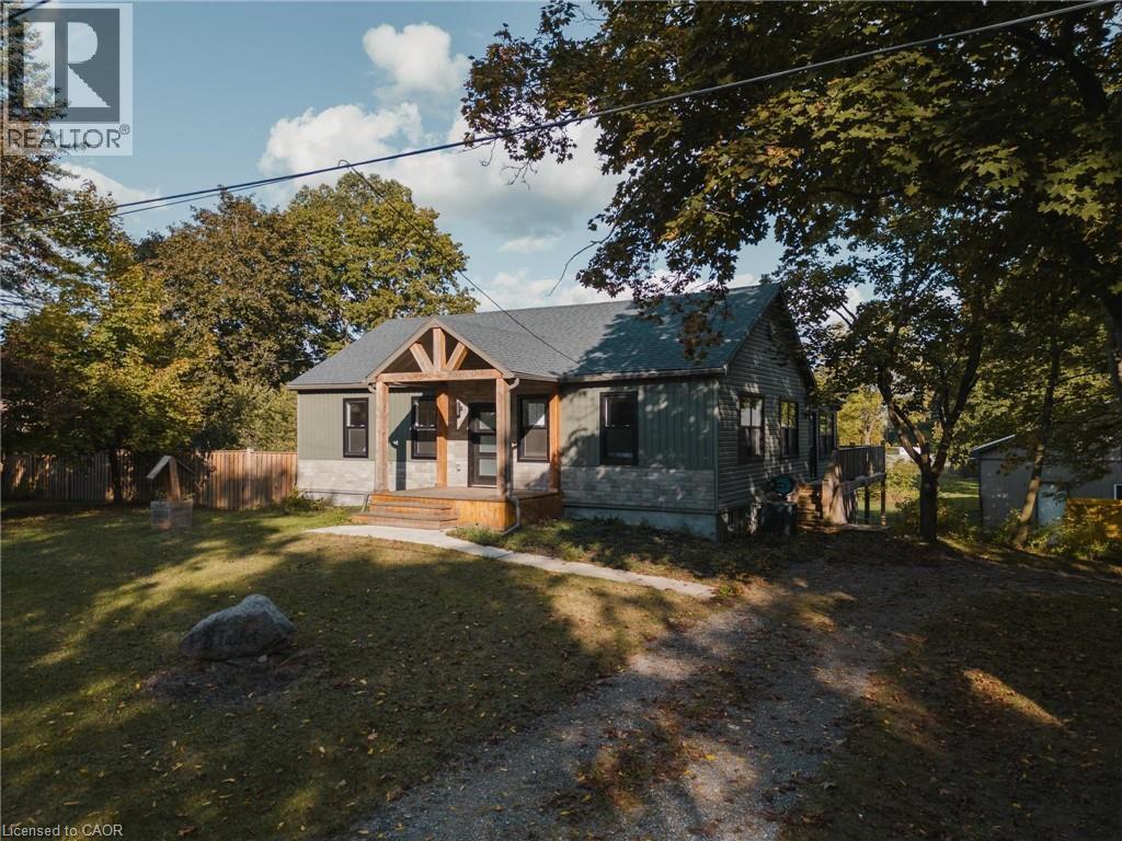 8 Talbot Street, Scotland, ON - Outdoor