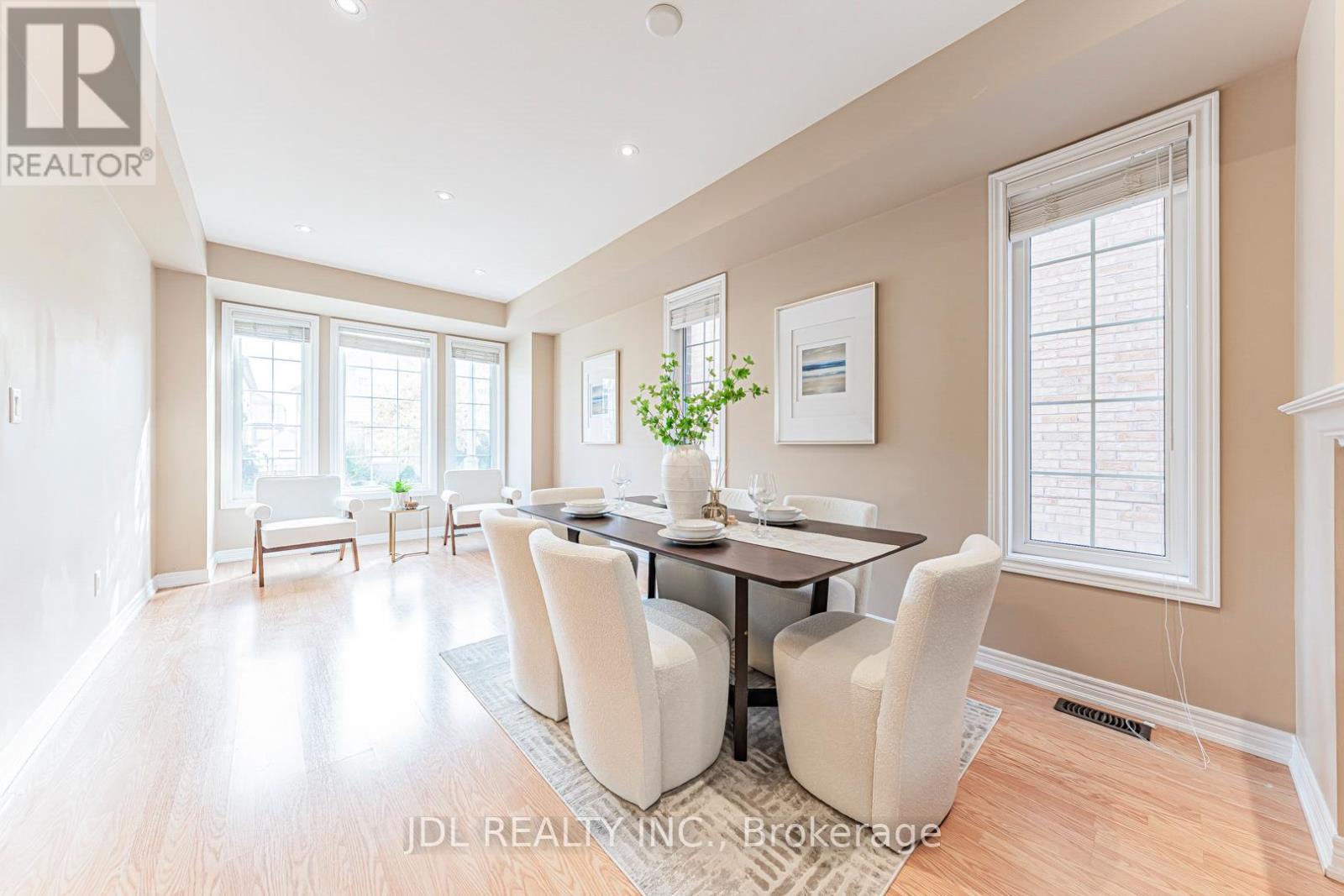 14 Duncan Road, Markham, ON - Indoor Photo Showing Dining Room