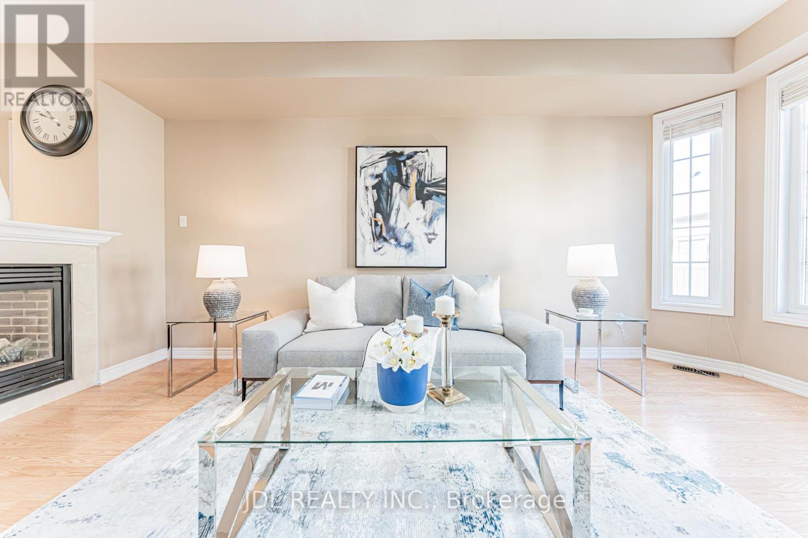 14 Duncan Road, Markham, ON - Indoor Photo Showing Living Room With Fireplace