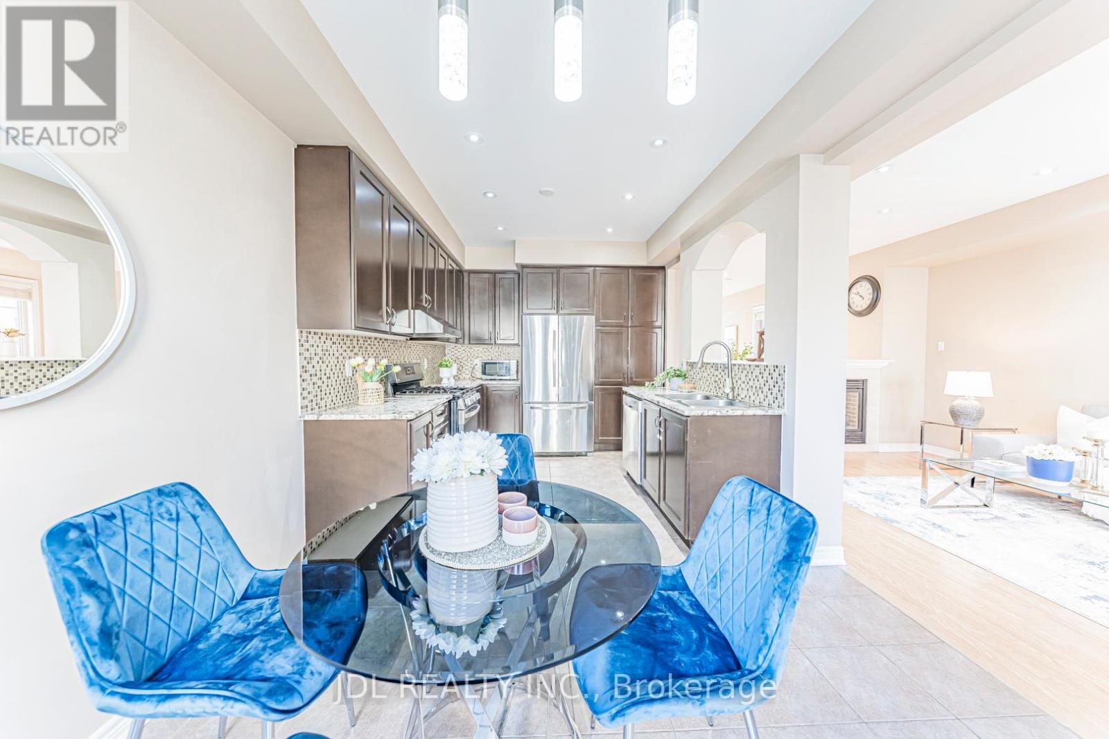 14 Duncan Road, Markham, ON - Indoor