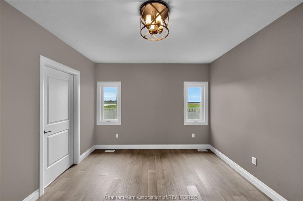 22 Evening Drive, Chatham, ON