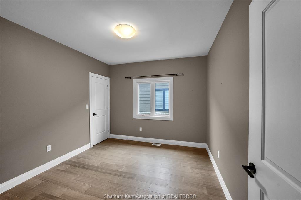 22 Evening Drive, Chatham, ON