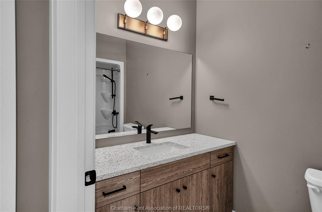 22 Evening Drive, Chatham, ON