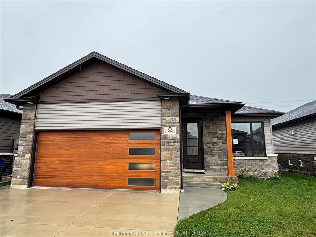 22 Evening Drive, Chatham, ON