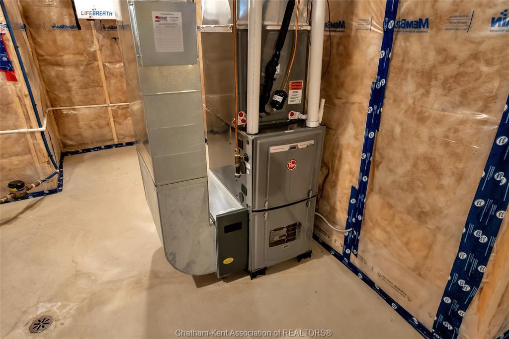 22 Evening Drive, Chatham, ON