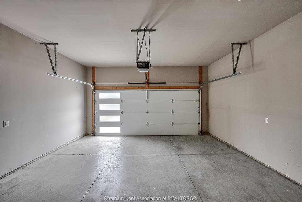 22 Evening Drive, Chatham, ON