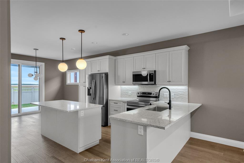 22 Evening Drive, Chatham, ON