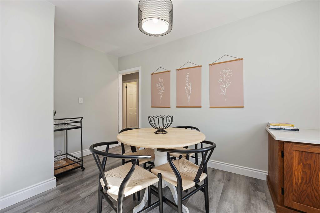 611 Errol Road West, Sarnia, ON