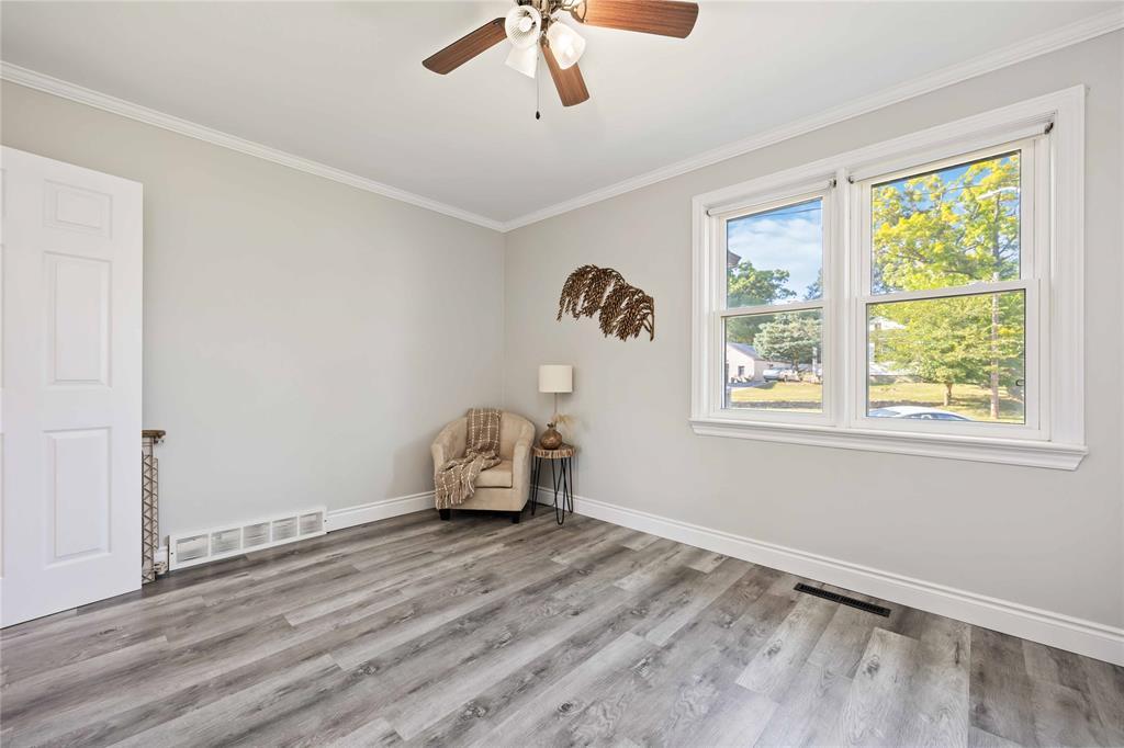 611 Errol Road West, Sarnia, ON