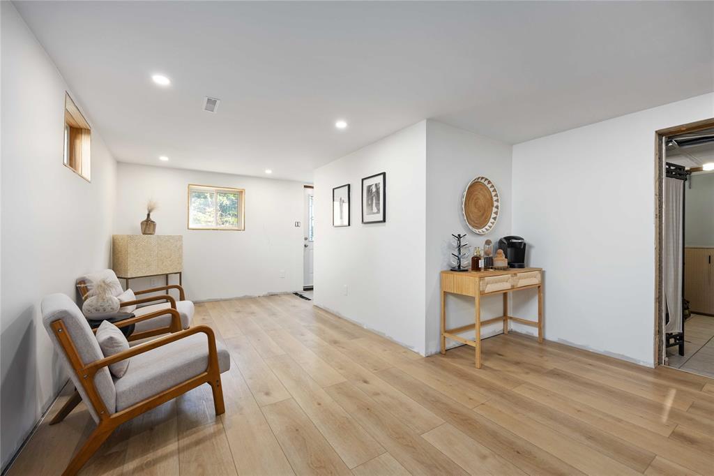 611 Errol Road West, Sarnia, ON