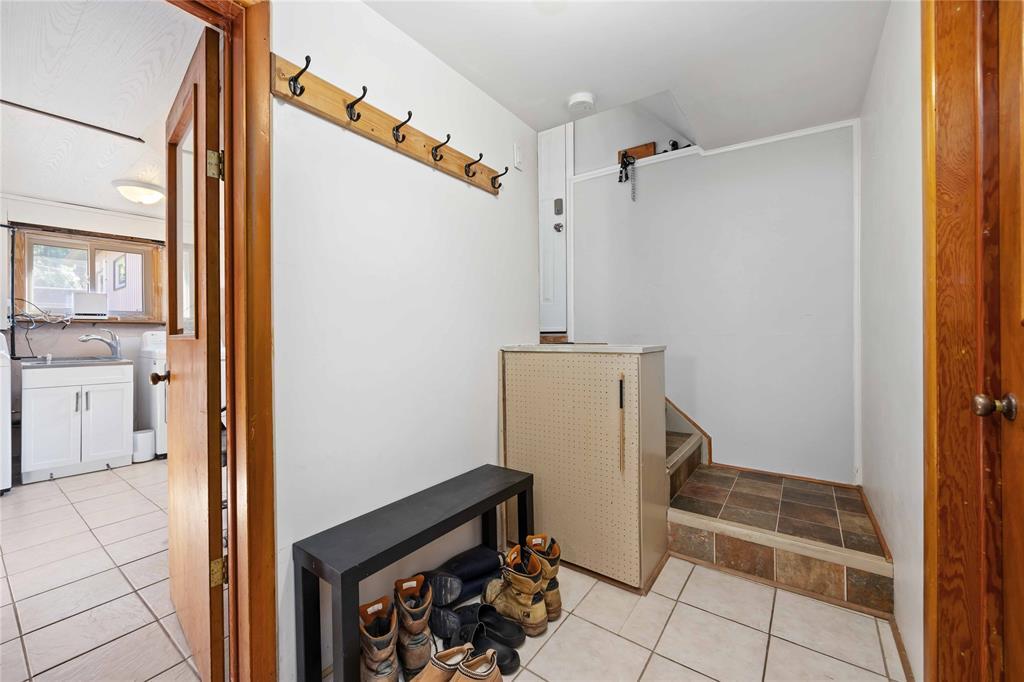 611 Errol Road West, Sarnia, ON