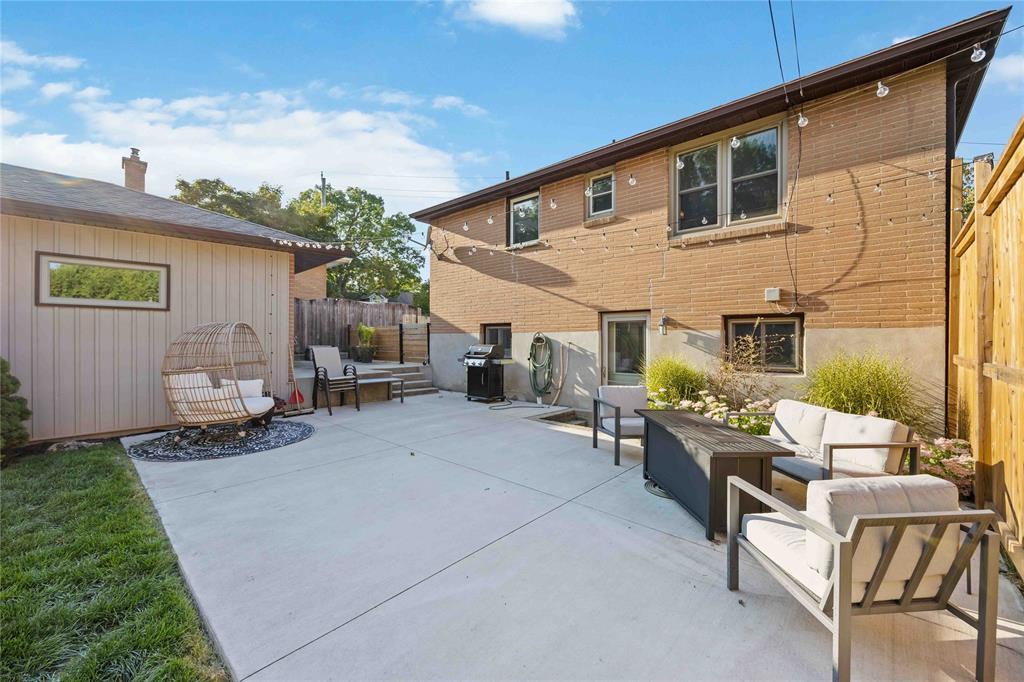 611 Errol Road West, Sarnia, ON