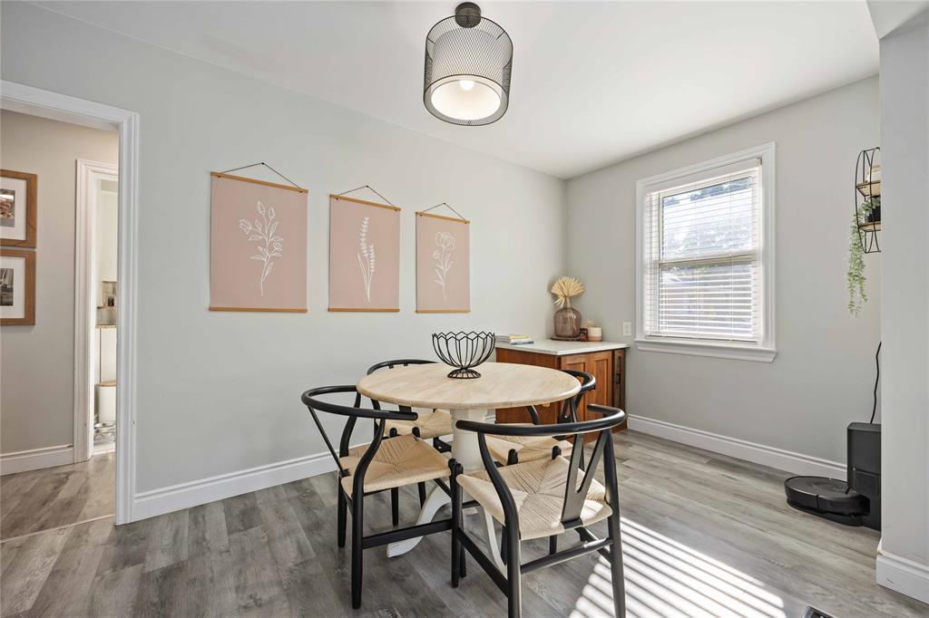 611 Errol Road West, Sarnia, ON