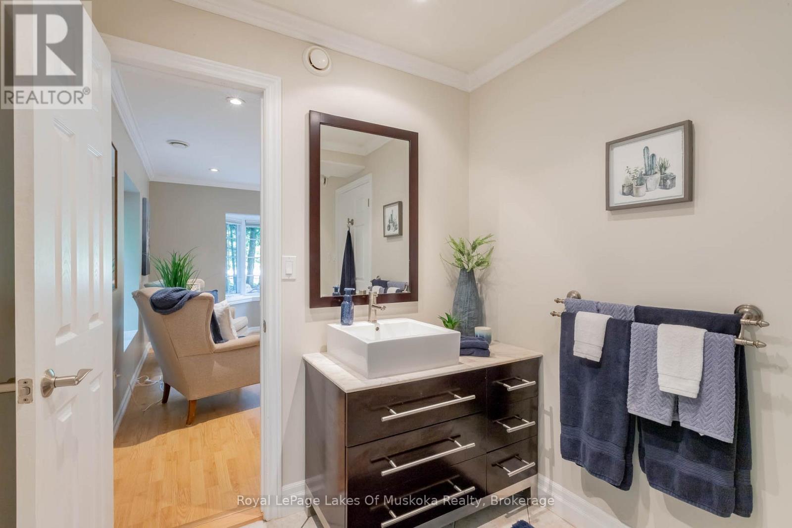 24 Birchwood Crescent, Huntsville (Brunel), ON - Indoor Photo Showing Bathroom