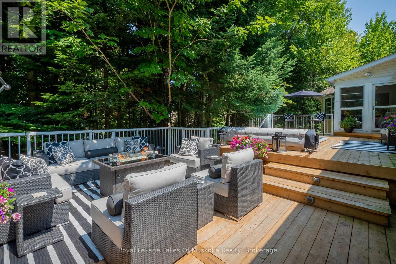 24 Birchwood Crescent, Huntsville (Brunel), ON - Outdoor With Deck Patio Veranda With Exterior