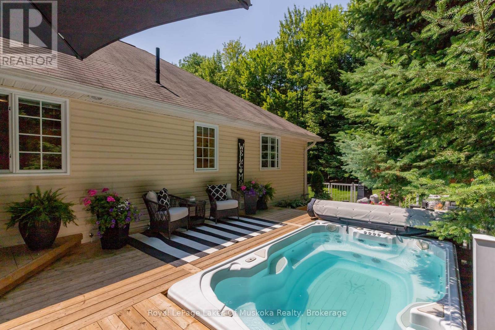 24 Birchwood Crescent, Huntsville (Brunel), ON - Outdoor With In Ground Pool With Deck Patio Veranda With Exterior