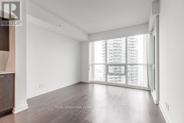 2310 - 2220 Lake Shore Boulevard, Toronto, ON - Indoor Photo Showing Other Room