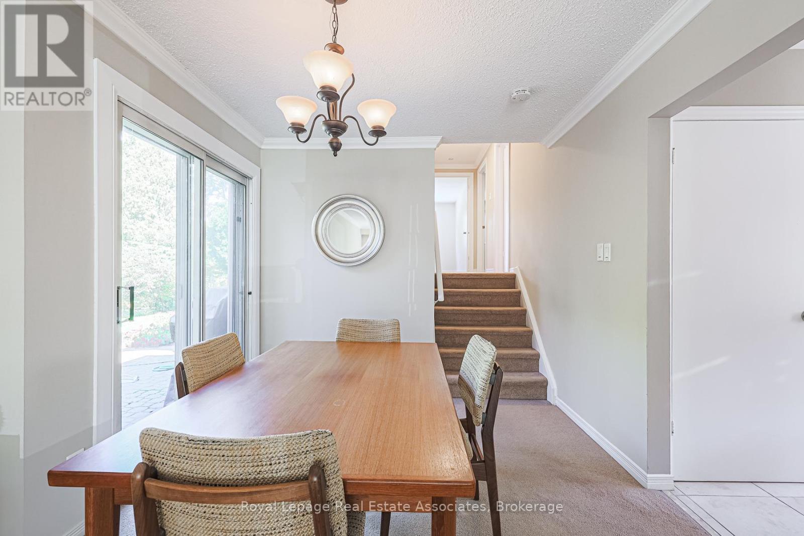 958 Fletcher Valley Crescent, Mississauga, ON - Indoor Photo Showing Dining Room