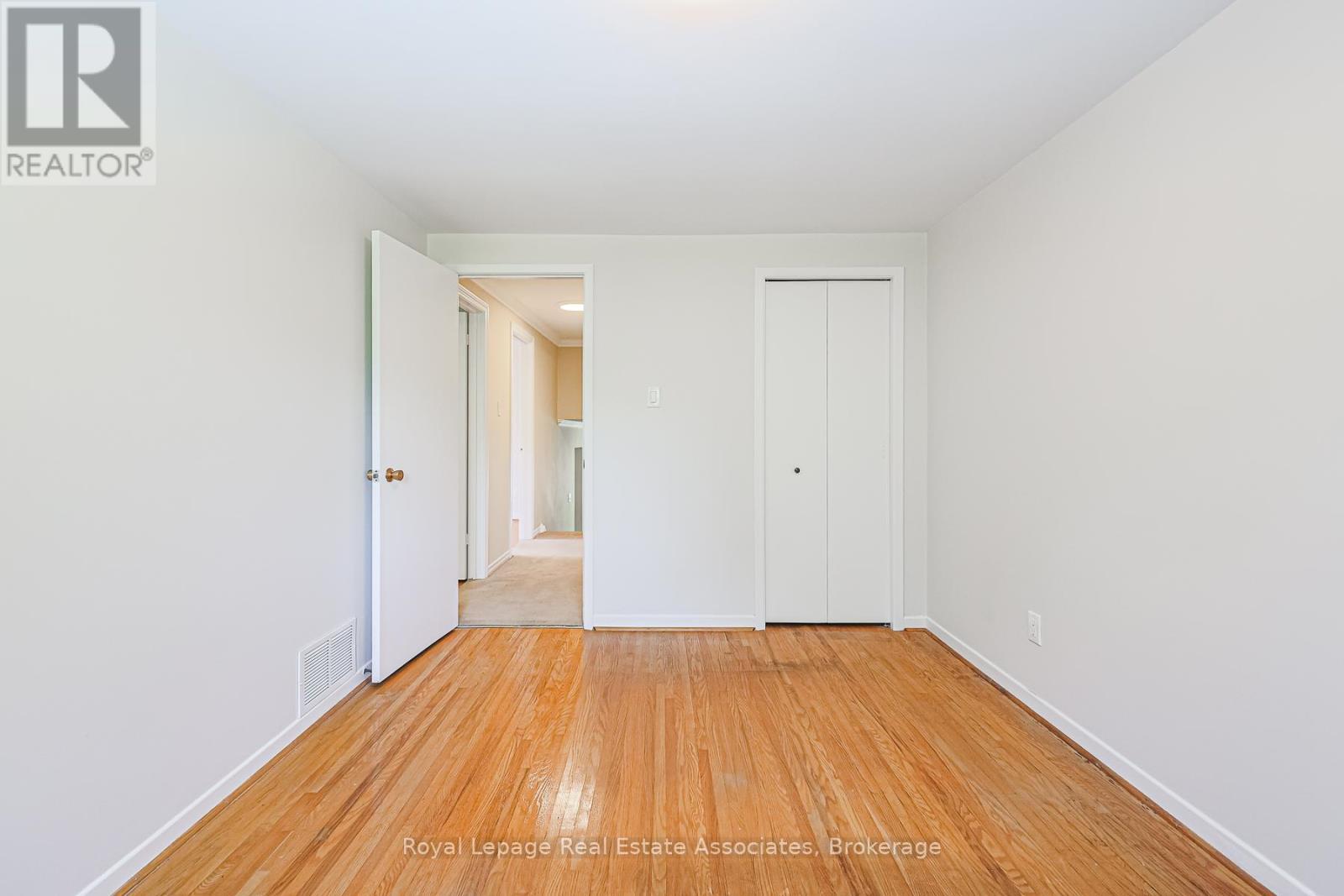 958 Fletcher Valley Crescent, Mississauga, ON - Indoor Photo Showing Other Room