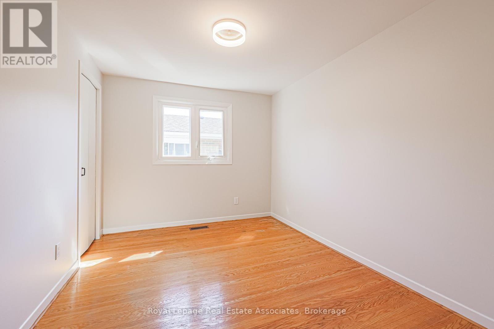 958 Fletcher Valley Crescent, Mississauga, ON - Indoor Photo Showing Other Room