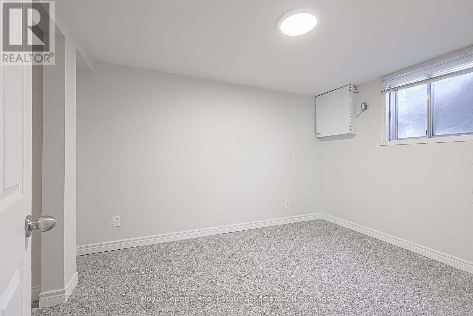958 Fletcher Valley Crescent, Mississauga, ON - Indoor Photo Showing Other Room
