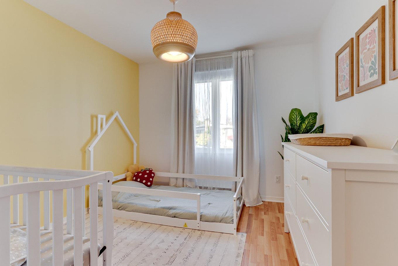 Chambre à coucher - 7588 Rue François-Chartrand, Laval (Duvernay), QC - Indoor