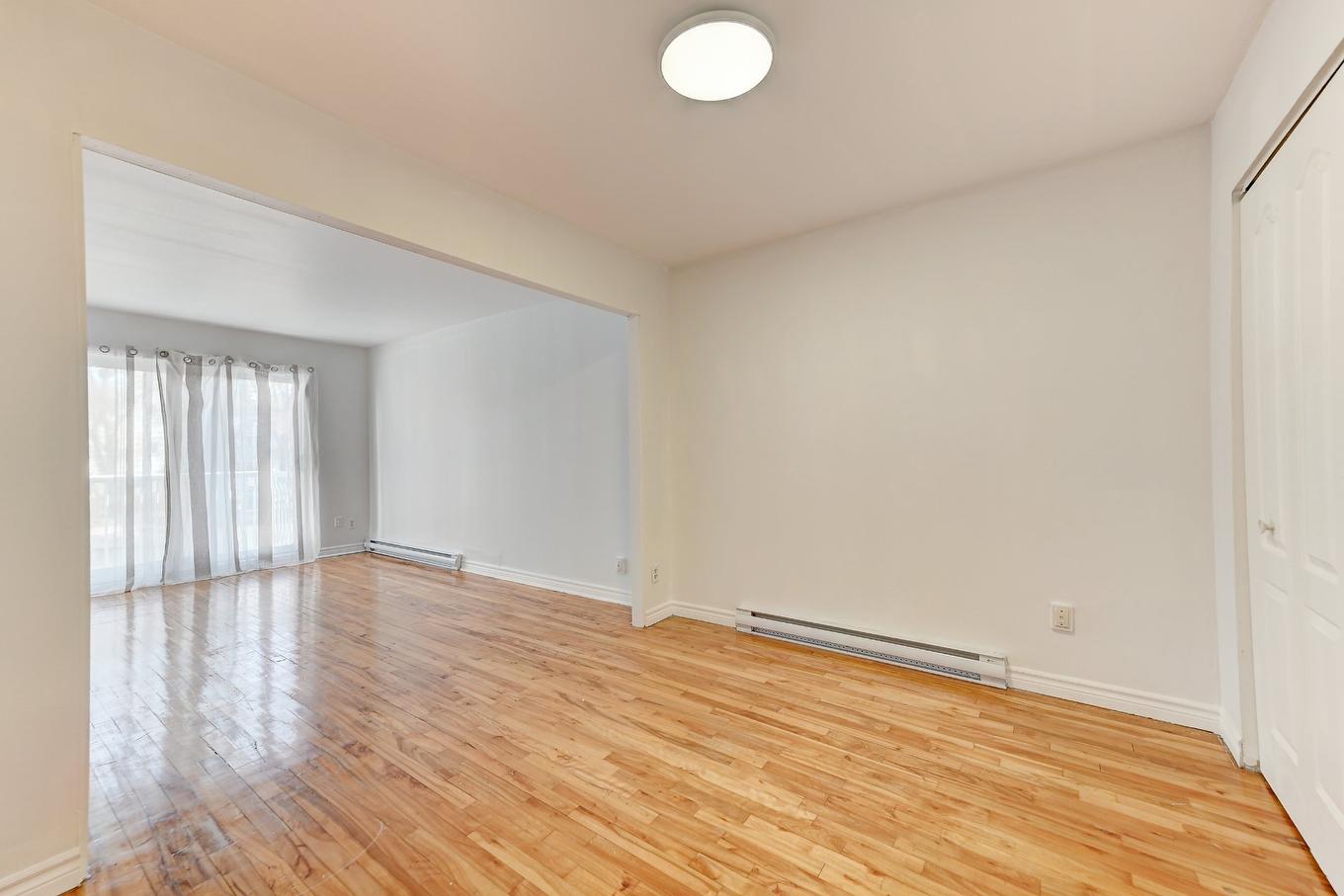 Bedroom - 7151 Av. Champchevrier, Montréal (Anjou), QC - Indoor Photo Showing Other Room