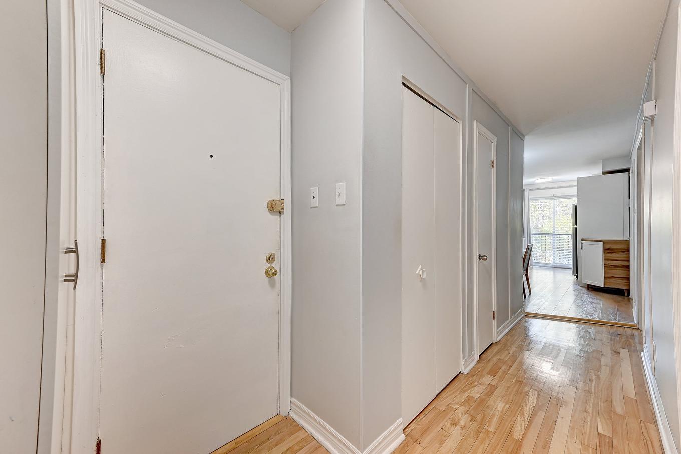 Passageway - 7151 Av. Champchevrier, Montréal (Anjou), QC - Indoor Photo Showing Other Room