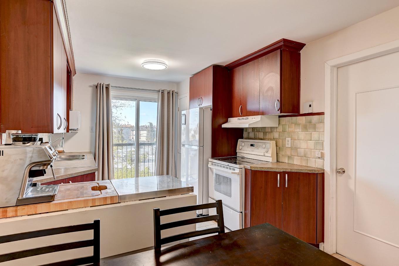 Kitchen - 7151 Av. Champchevrier, Montréal (Anjou), QC - Indoor Photo Showing Kitchen