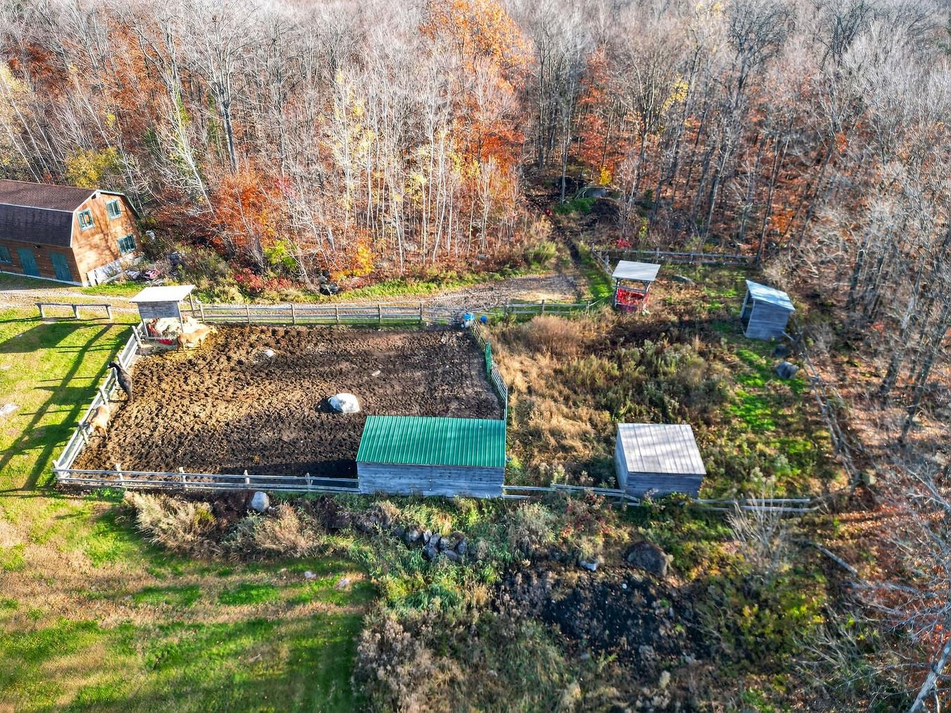 Photo aérienne - 580Z Ch. De La Carrière, Saint-Hippolyte, QC - Outdoor