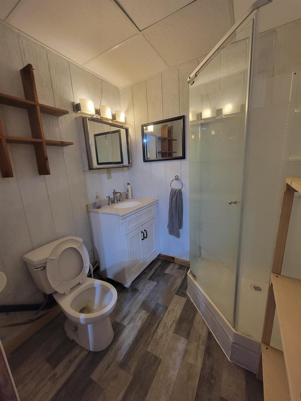 77 Church St, Pinewood, ON - Indoor Photo Showing Bathroom