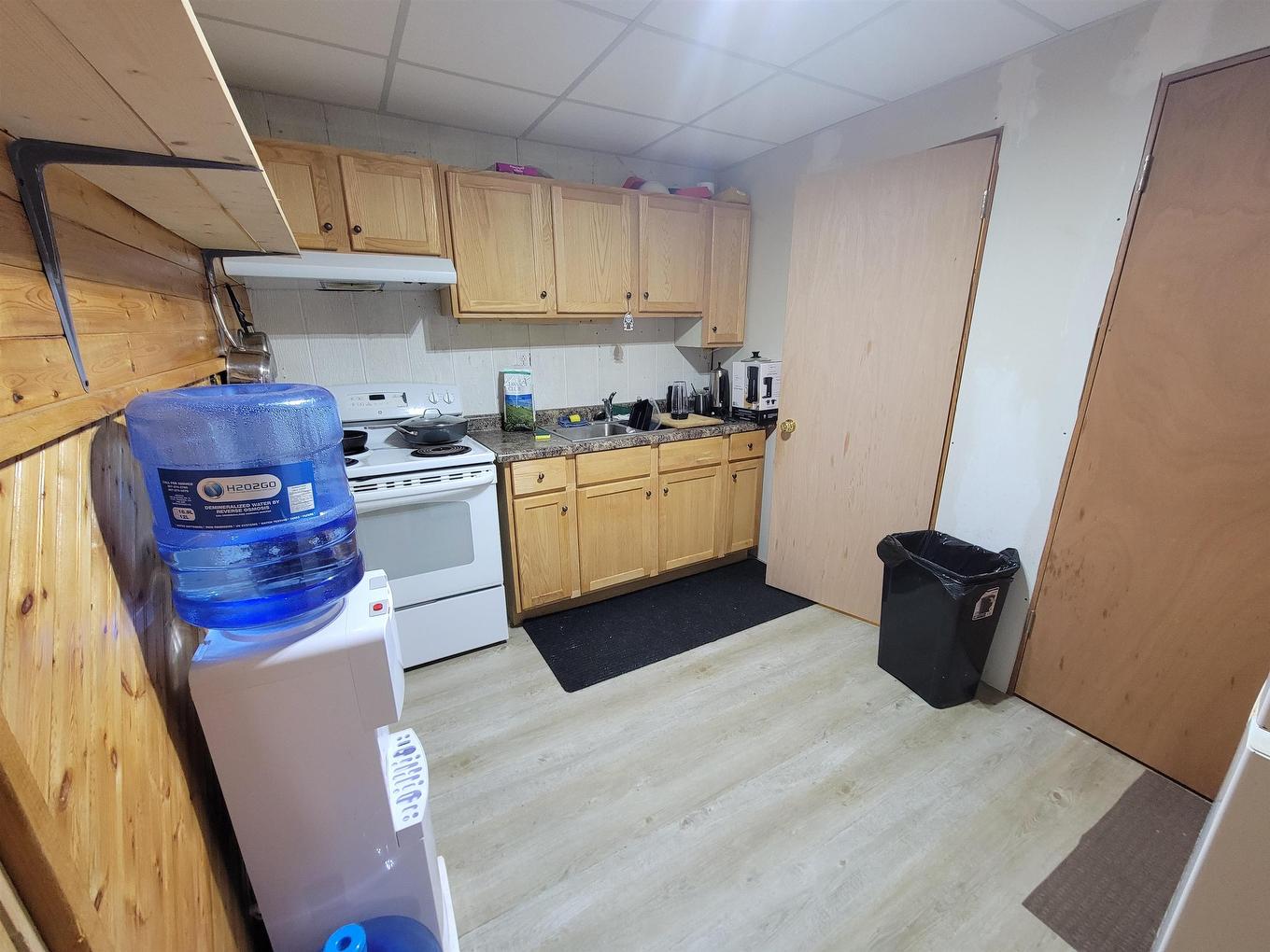 77 Church St, Pinewood, ON - Indoor Photo Showing Kitchen With Double Sink