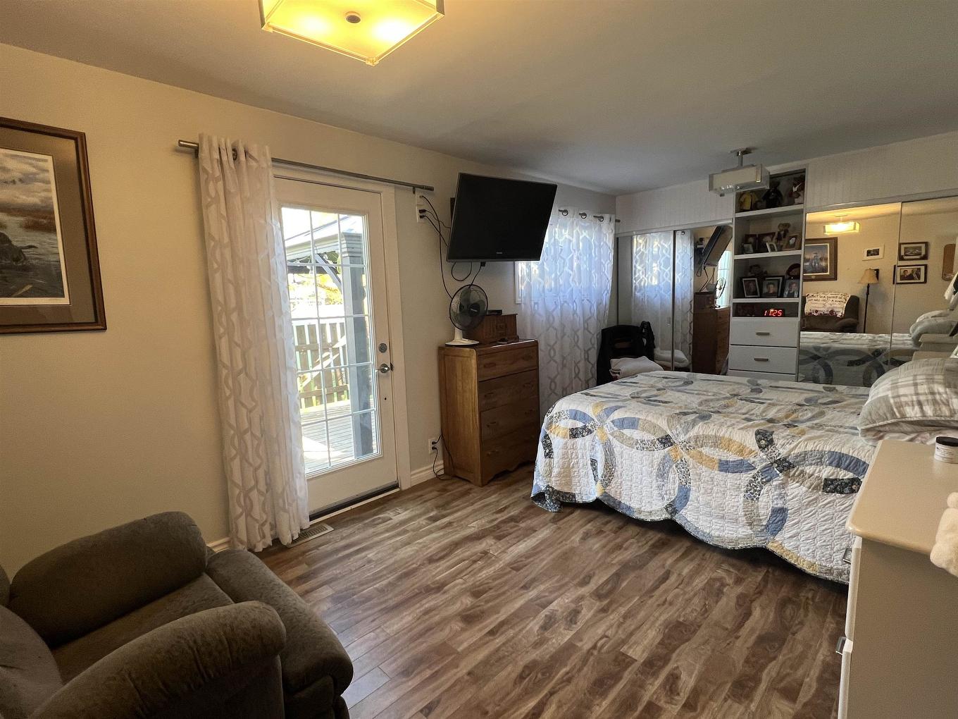 13 Falcon Drive, Manitouwadge, ON - Indoor Photo Showing Bedroom