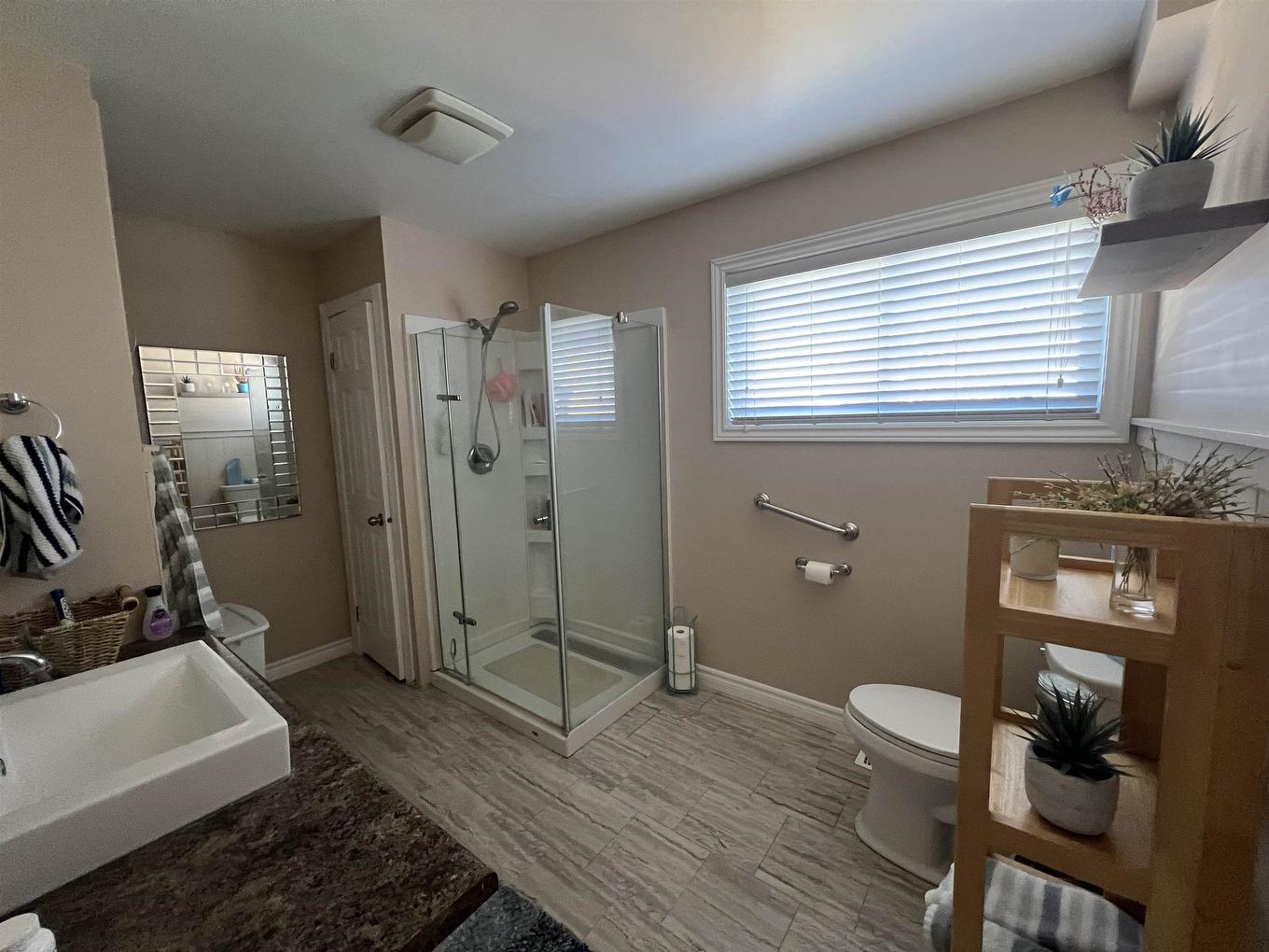 13 Falcon Drive, Manitouwadge, ON - Indoor Photo Showing Bathroom