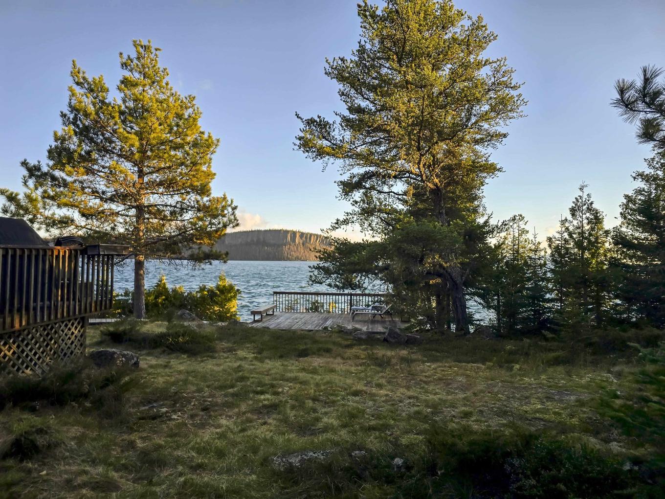 351 Amethyst Harbour, Cliff Avenue, Thunder Bay, ON - Outdoor With Body Of Water