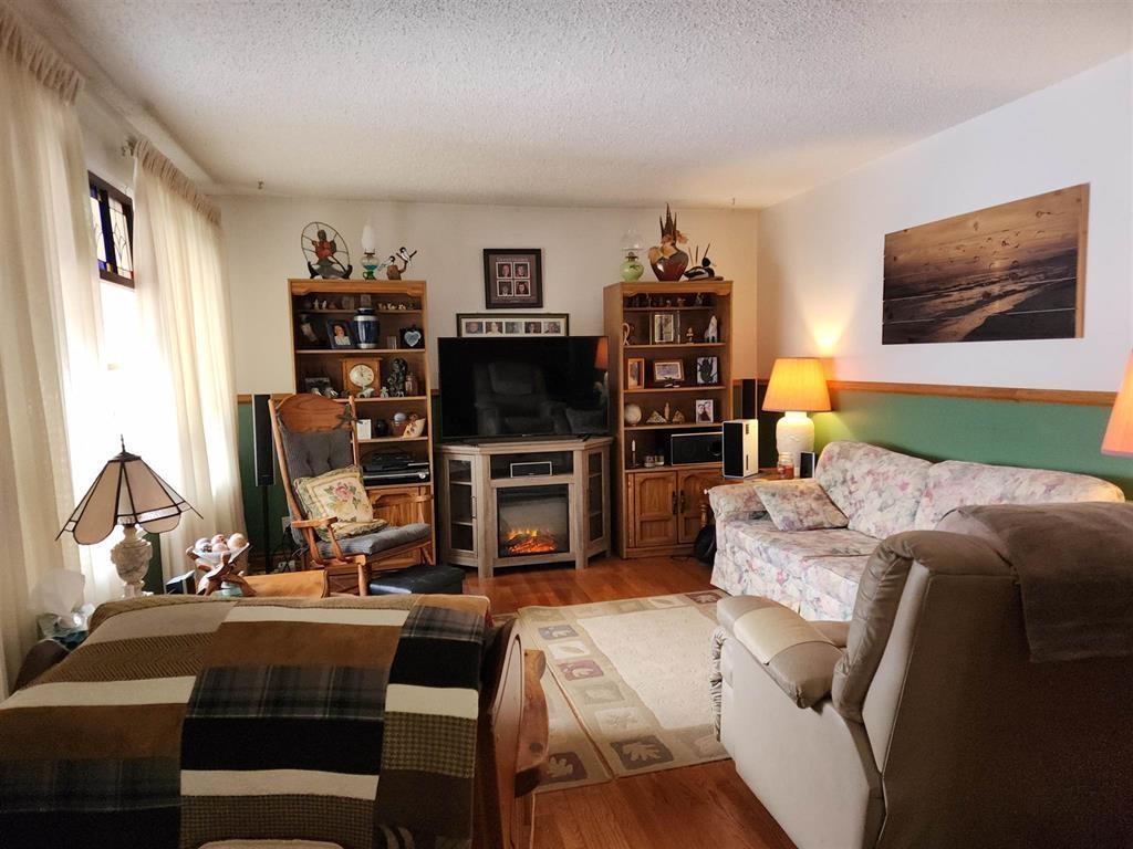 9 Swallow Drive, Manitouwadge, ON - Indoor Photo Showing Other Room