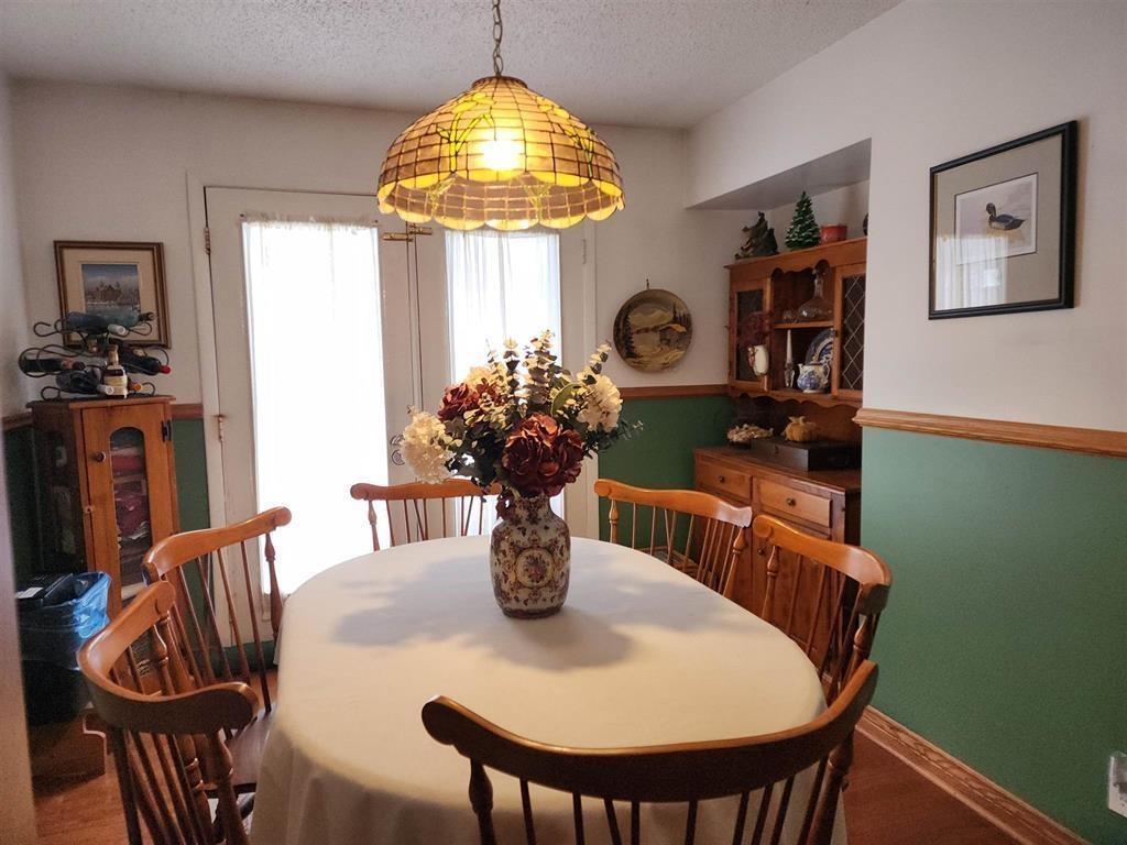 9 Swallow Drive, Manitouwadge, ON - Indoor Photo Showing Dining Room