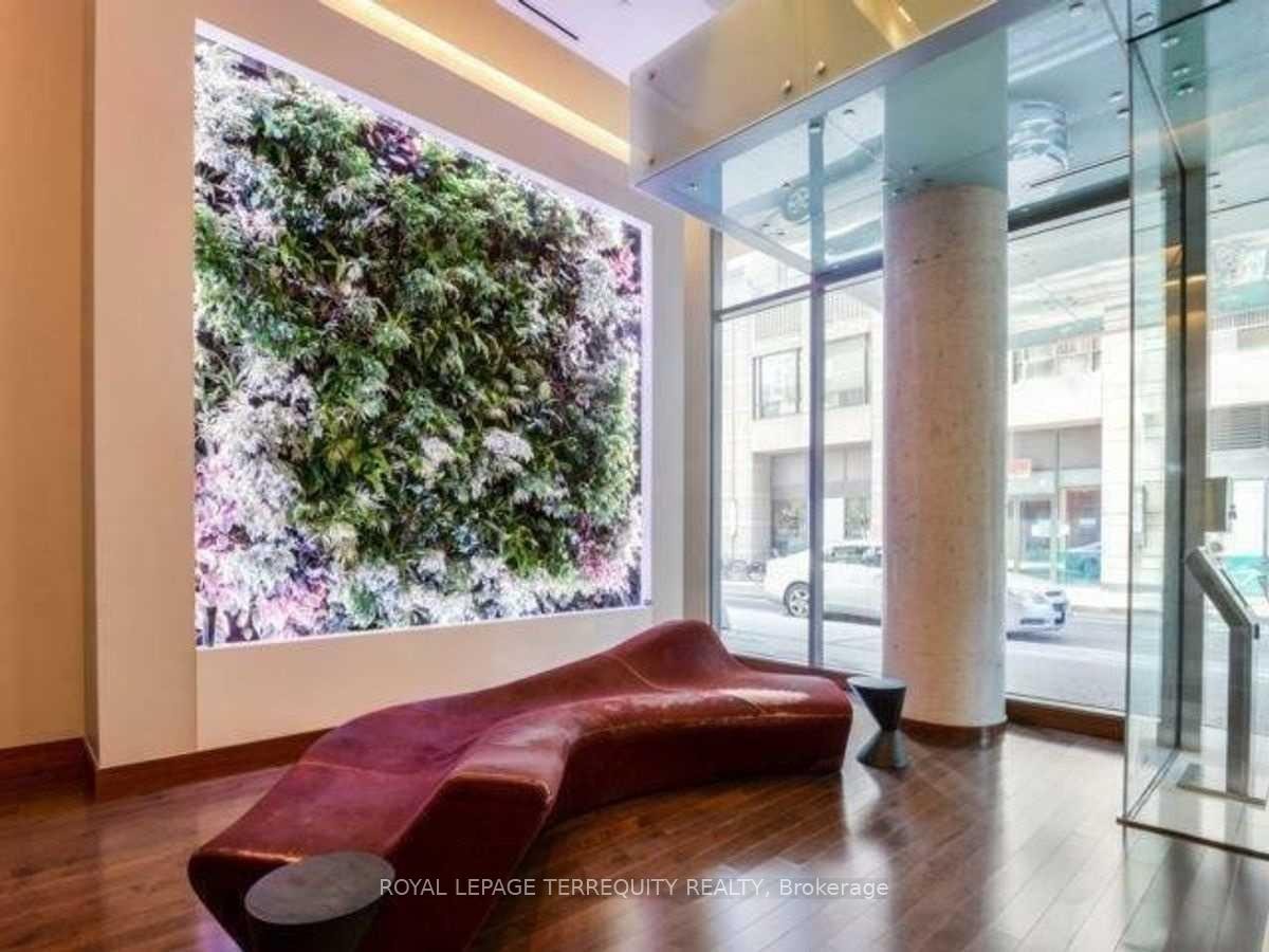 412-8 Mercer Street, Toronto, ON - Indoor