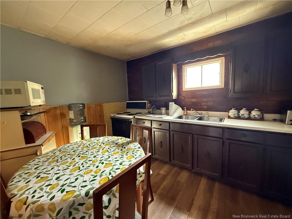 9394 Route 8 Rte, Blissfield, NB