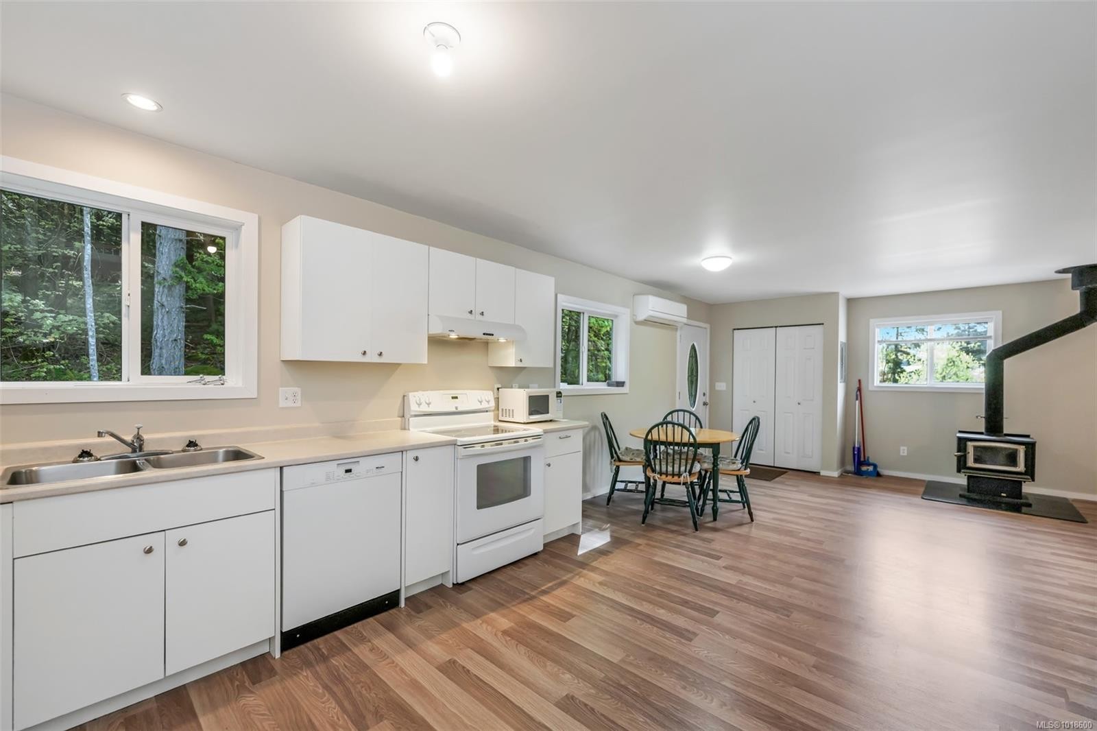 4759 Yellow Point Rd, Ladysmith, BC