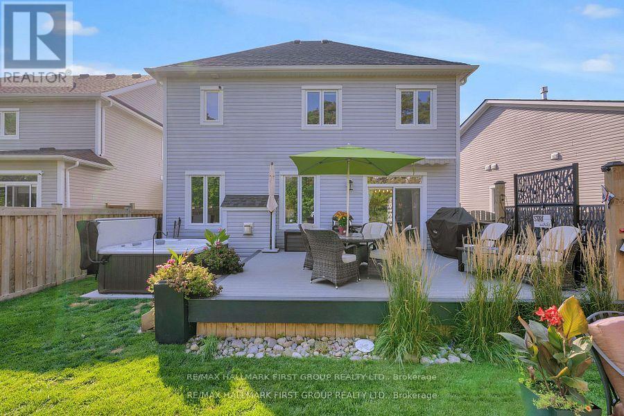 7 Primeau Crescent, Kawartha Lakes (Lindsay), ON - Outdoor With Deck Patio Veranda With Exterior