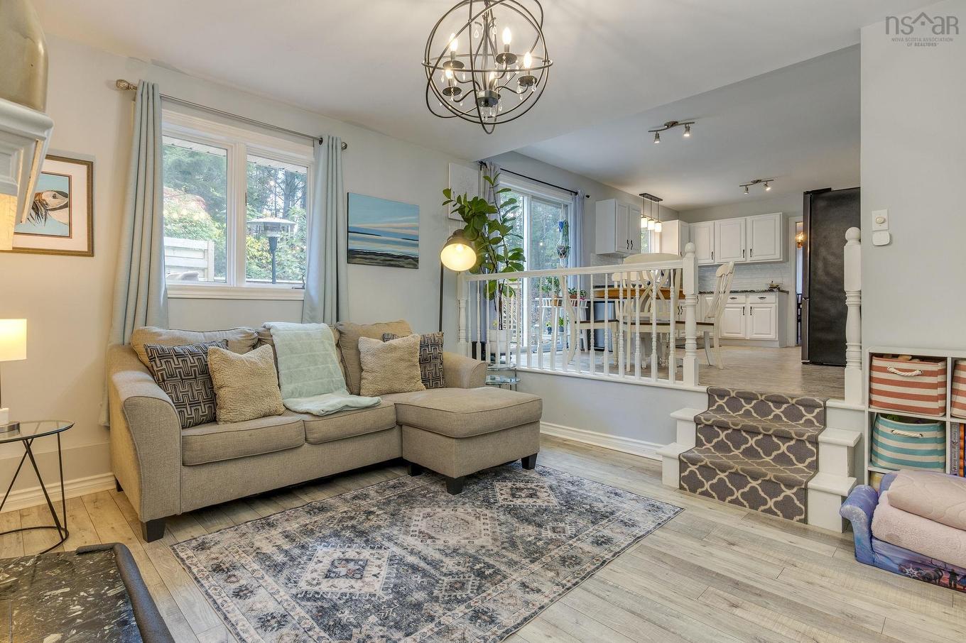 7 Lake Charles Drive, Dartmouth, NS