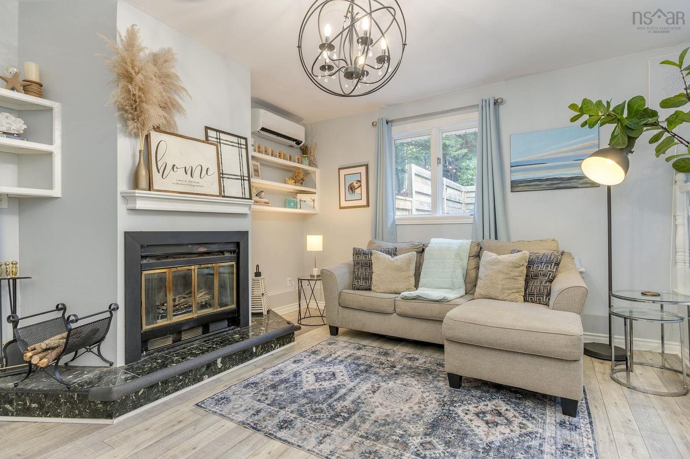 7 Lake Charles Drive, Dartmouth, NS