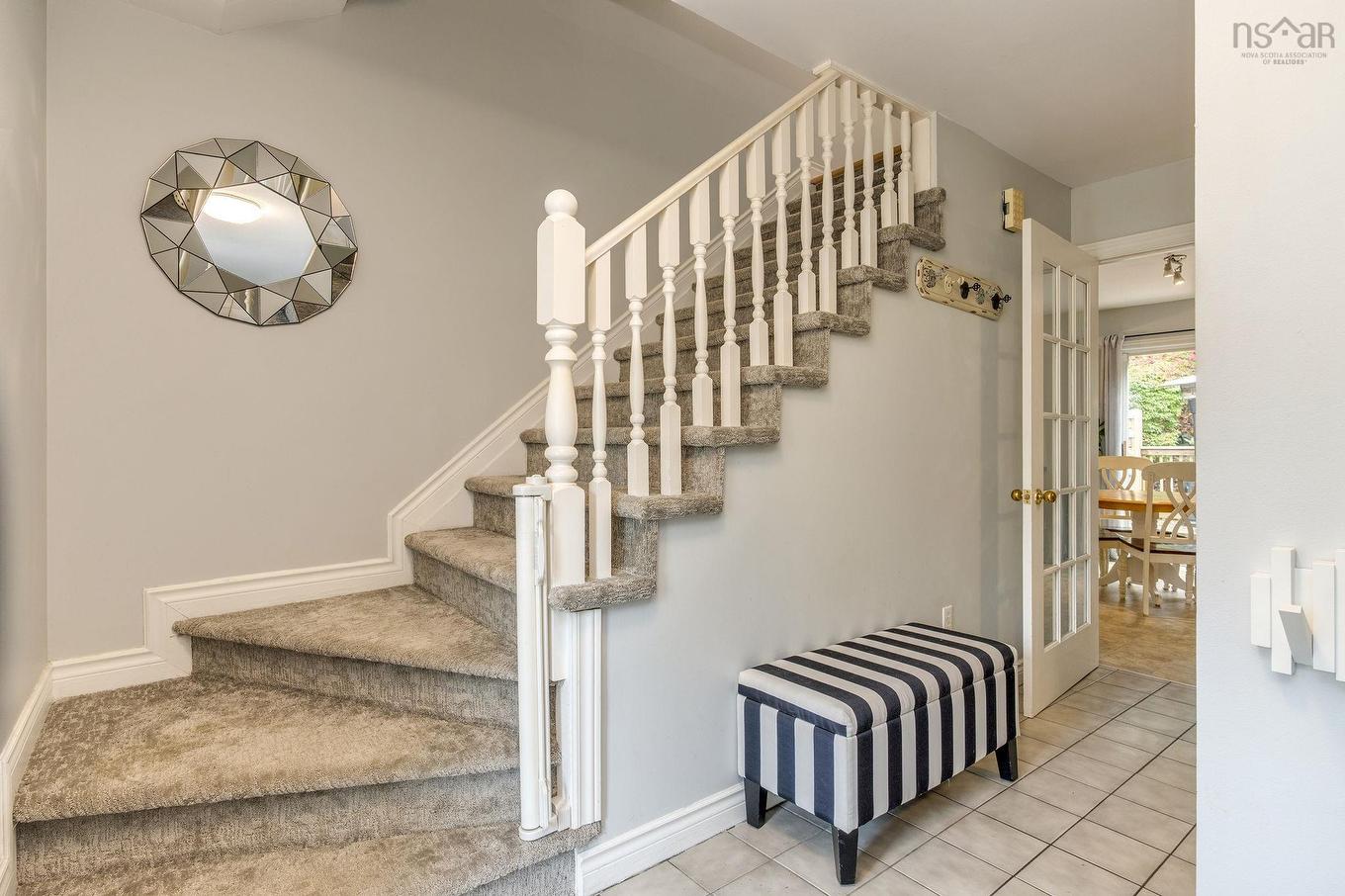 7 Lake Charles Drive, Dartmouth, NS