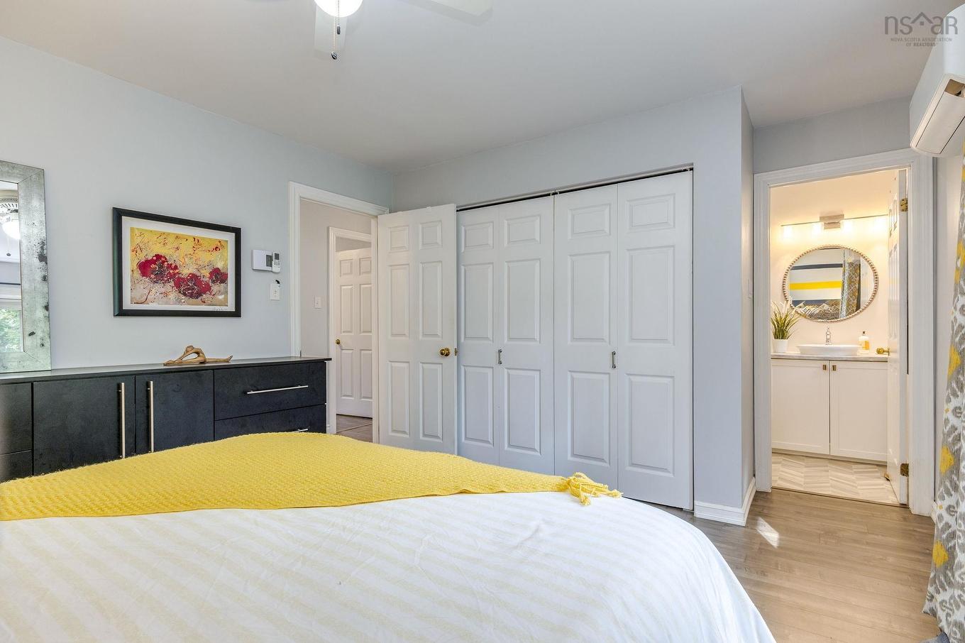 7 Lake Charles Drive, Dartmouth, NS