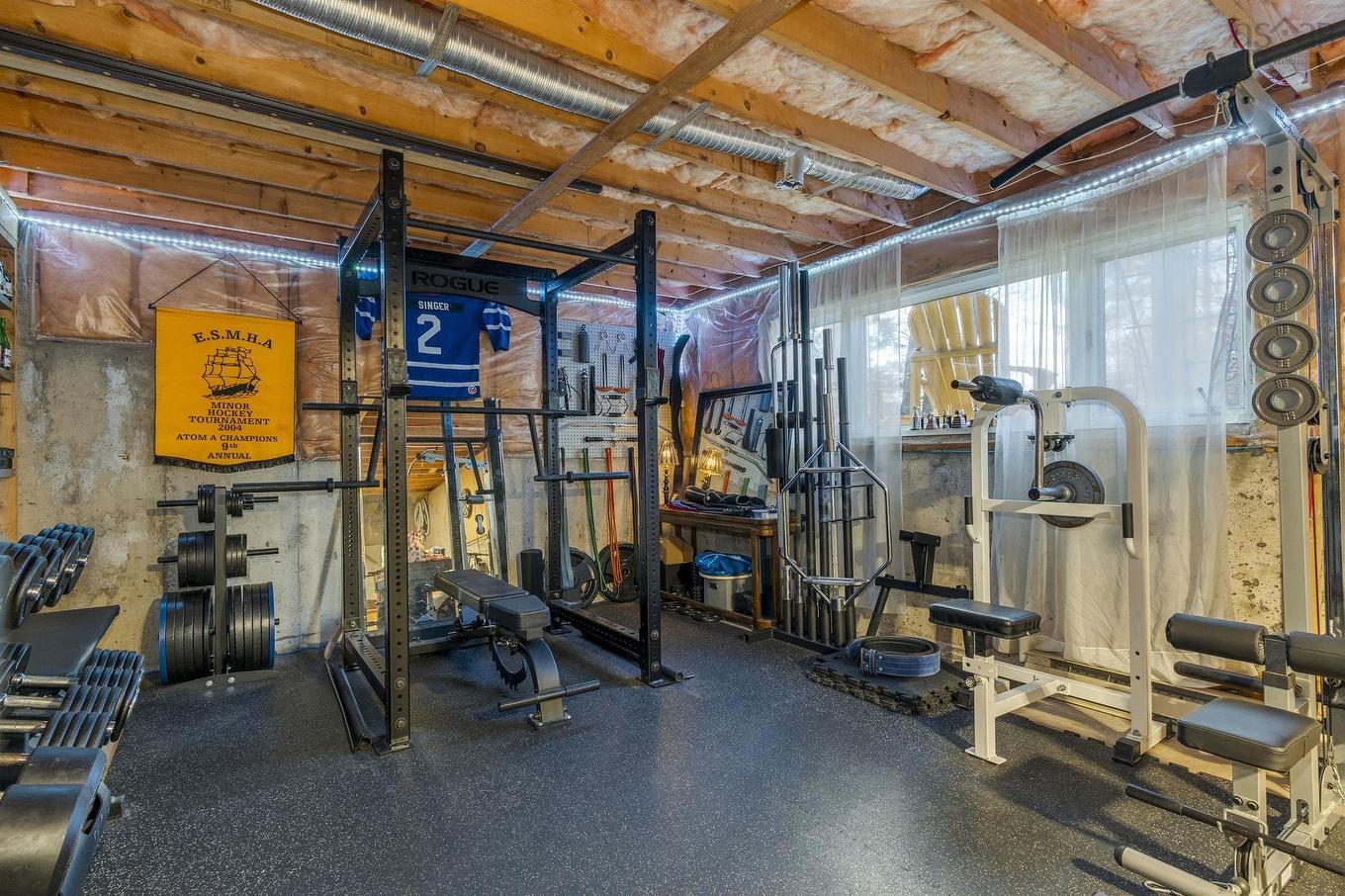 7 Lake Charles Drive, Dartmouth, NS