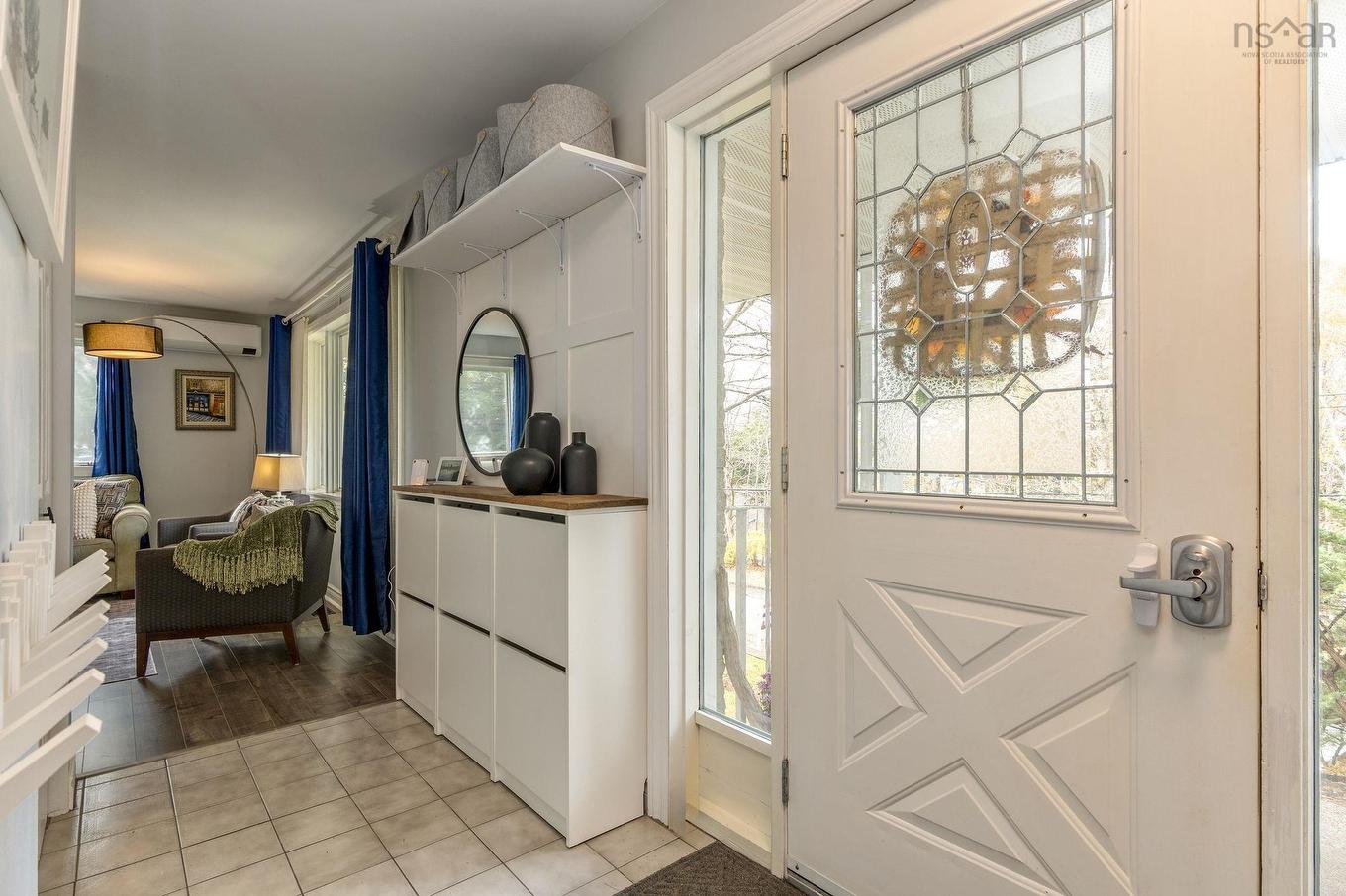 7 Lake Charles Drive, Dartmouth, NS