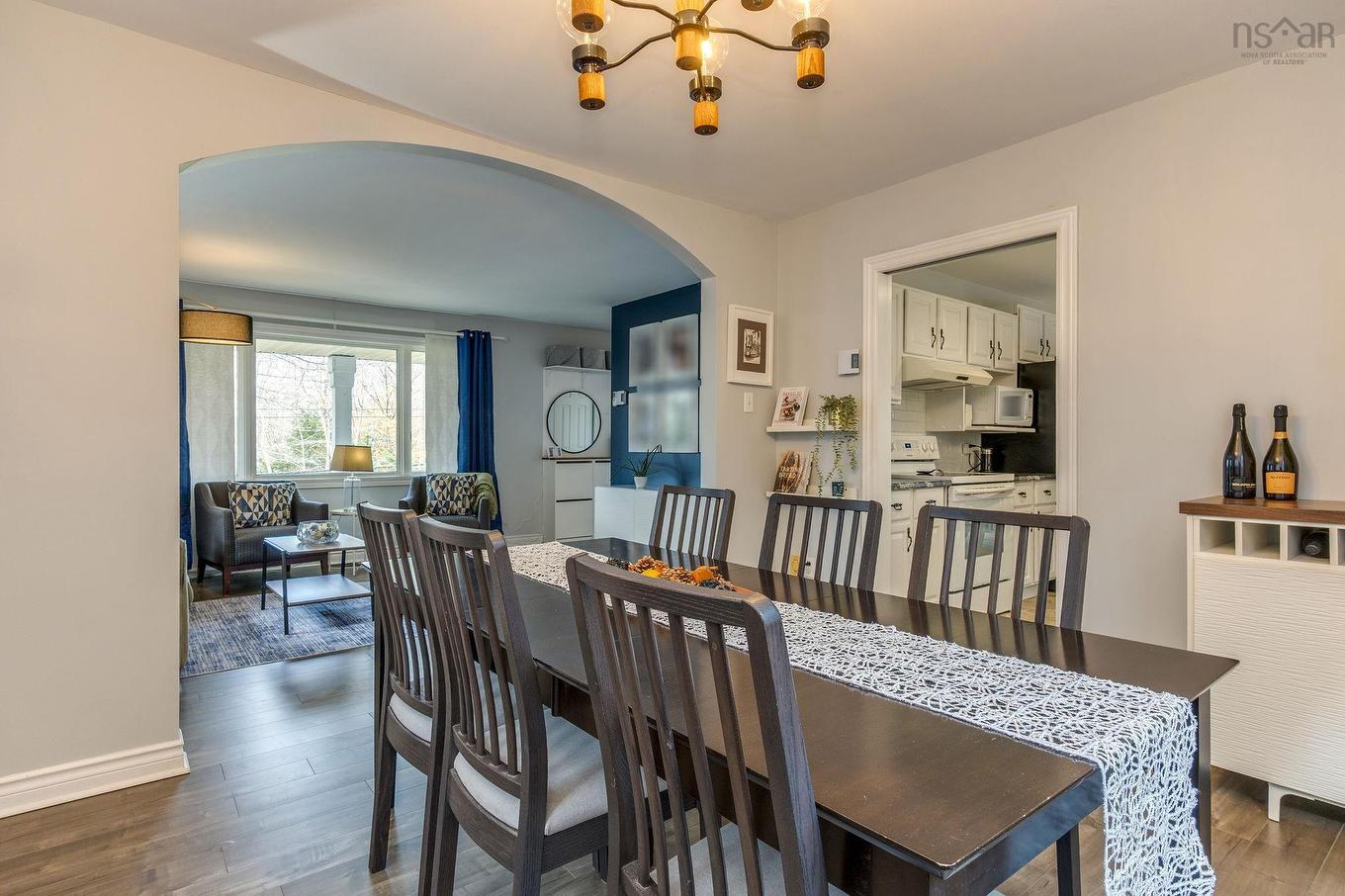 7 Lake Charles Drive, Dartmouth, NS