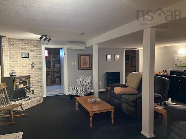 5 Dickson Drive, North River, NS